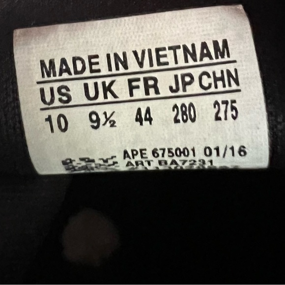 Adidas NMD XR1 Boack Duck Camo Sneakers - Picture 6 of 7